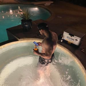 Meet your Posher, Jesus